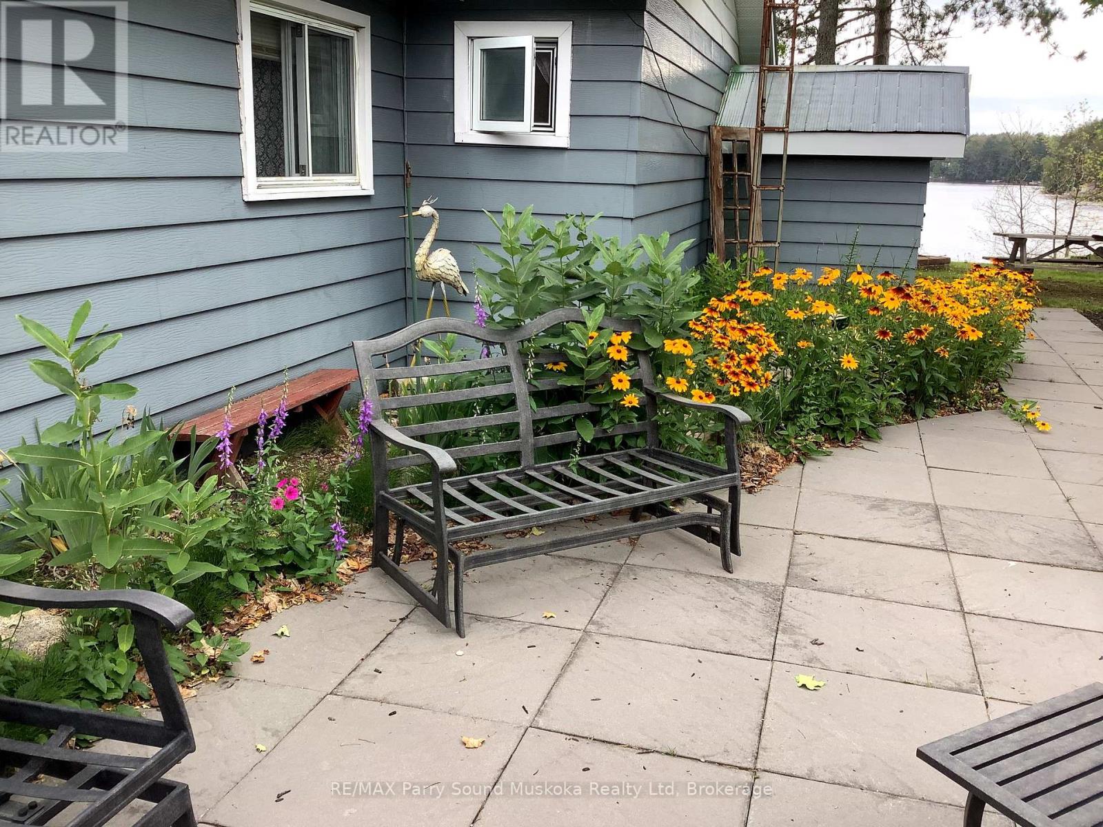 61 Stewart Street, Georgian Bay, Ontario  P0C 1H0 - Photo 5 - X12186196