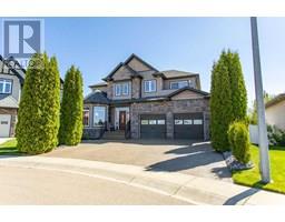 112 Illingworth Close Ironstone, Red Deer, Ca