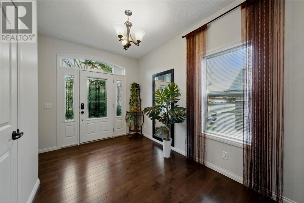 327 Cranleigh View Se, Calgary, Alberta  T3M 0G2 - Photo 4 - A2219814
