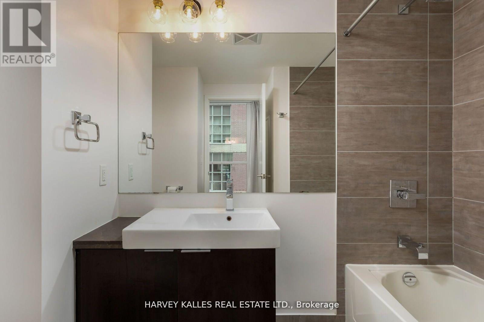301 - 478 King Street W, Toronto, Ontario  M5V 0A8 - Photo 27 - C12186094