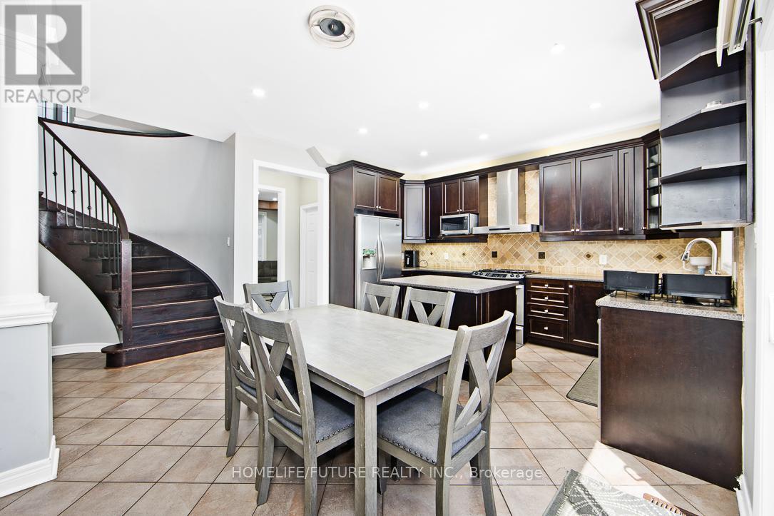 65 Game Creek Crescent, Brampton (Northwest Sandalwood Parkway), Ontario  L7A 0J3 - Photo 12 - W12186189