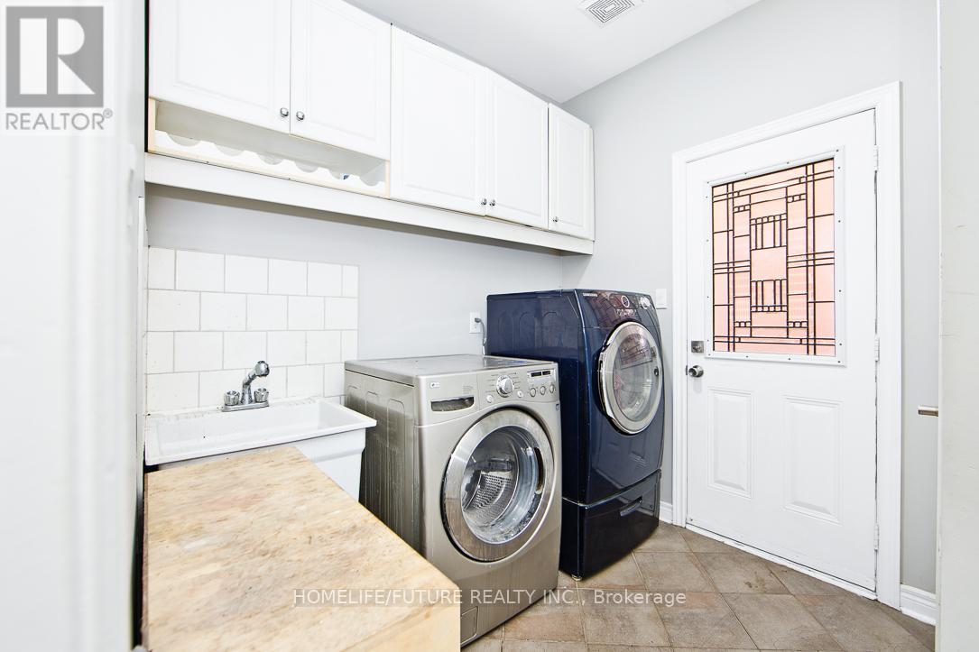 65 Game Creek Crescent, Brampton, Ontario  L7A 0J3 - Photo 15 - W12186189