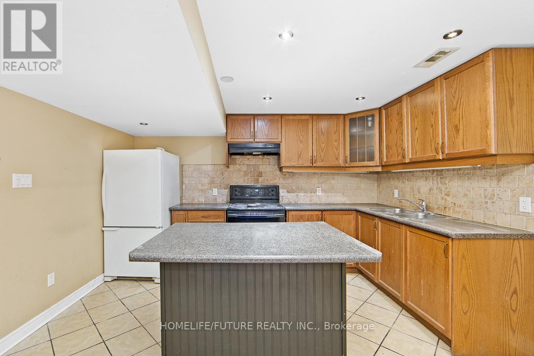 65 Game Creek Crescent, Brampton, Ontario  L7A 0J3 - Photo 27 - W12186189