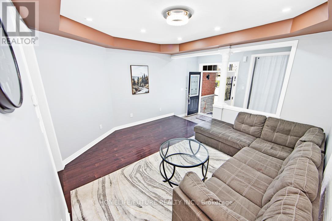 65 Game Creek Crescent, Brampton, Ontario  L7A 0J3 - Photo 7 - W12186189