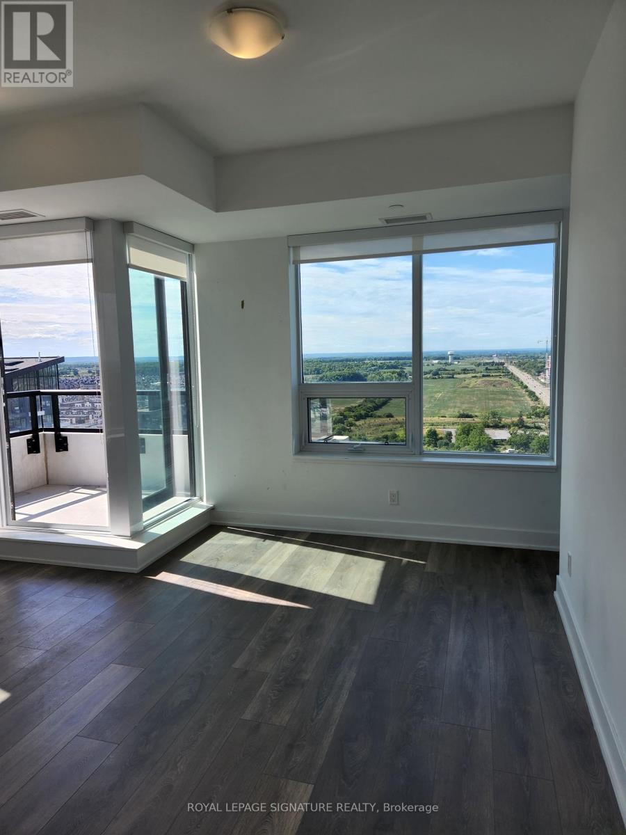 2004 - 297 Oakwalk Drive, Oakville, Ontario  L6H 3R6 - Photo 10 - W12186192