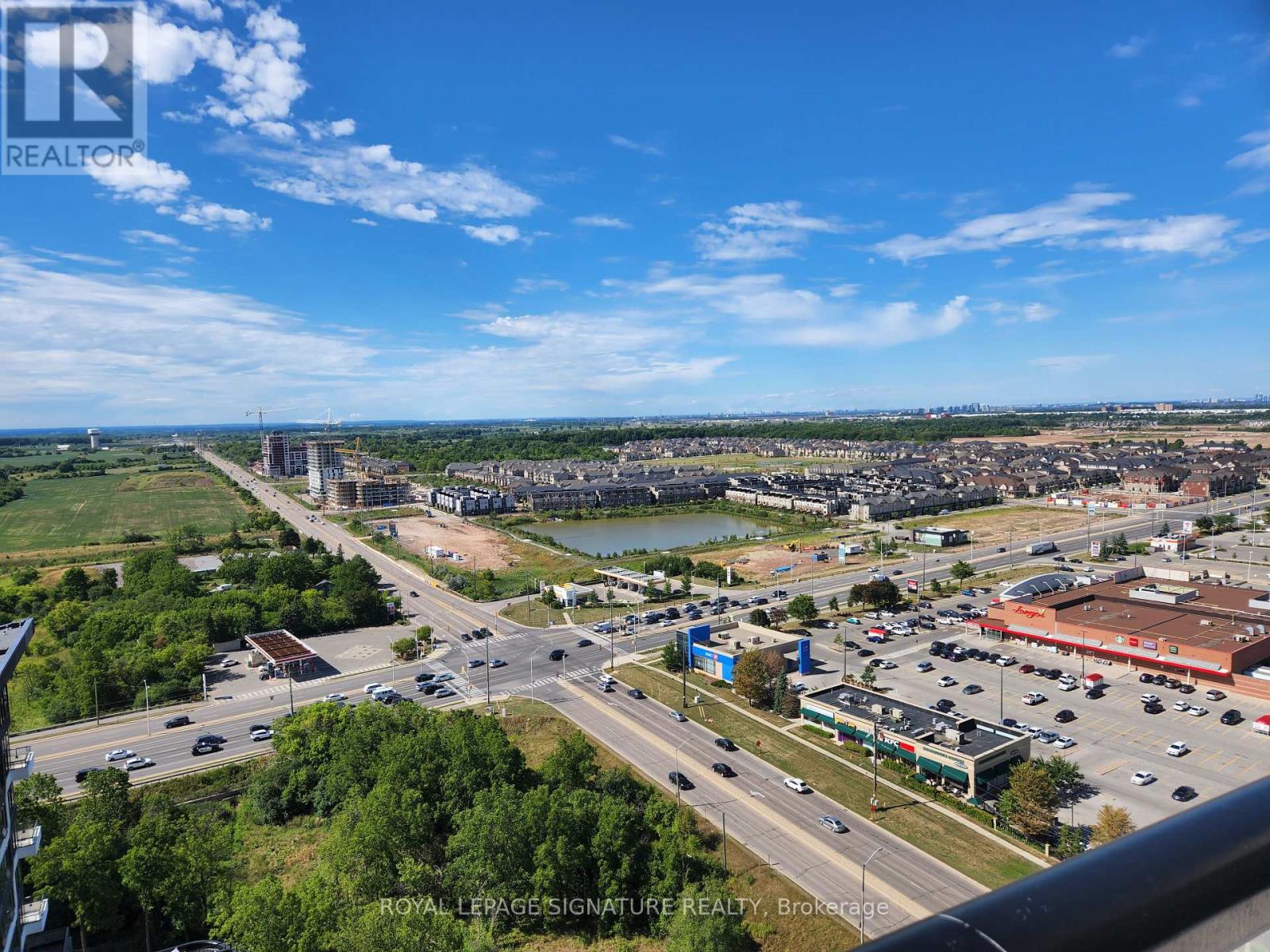 2004 - 297 Oakwalk Drive, Oakville, Ontario  L6H 3R6 - Photo 18 - W12186192