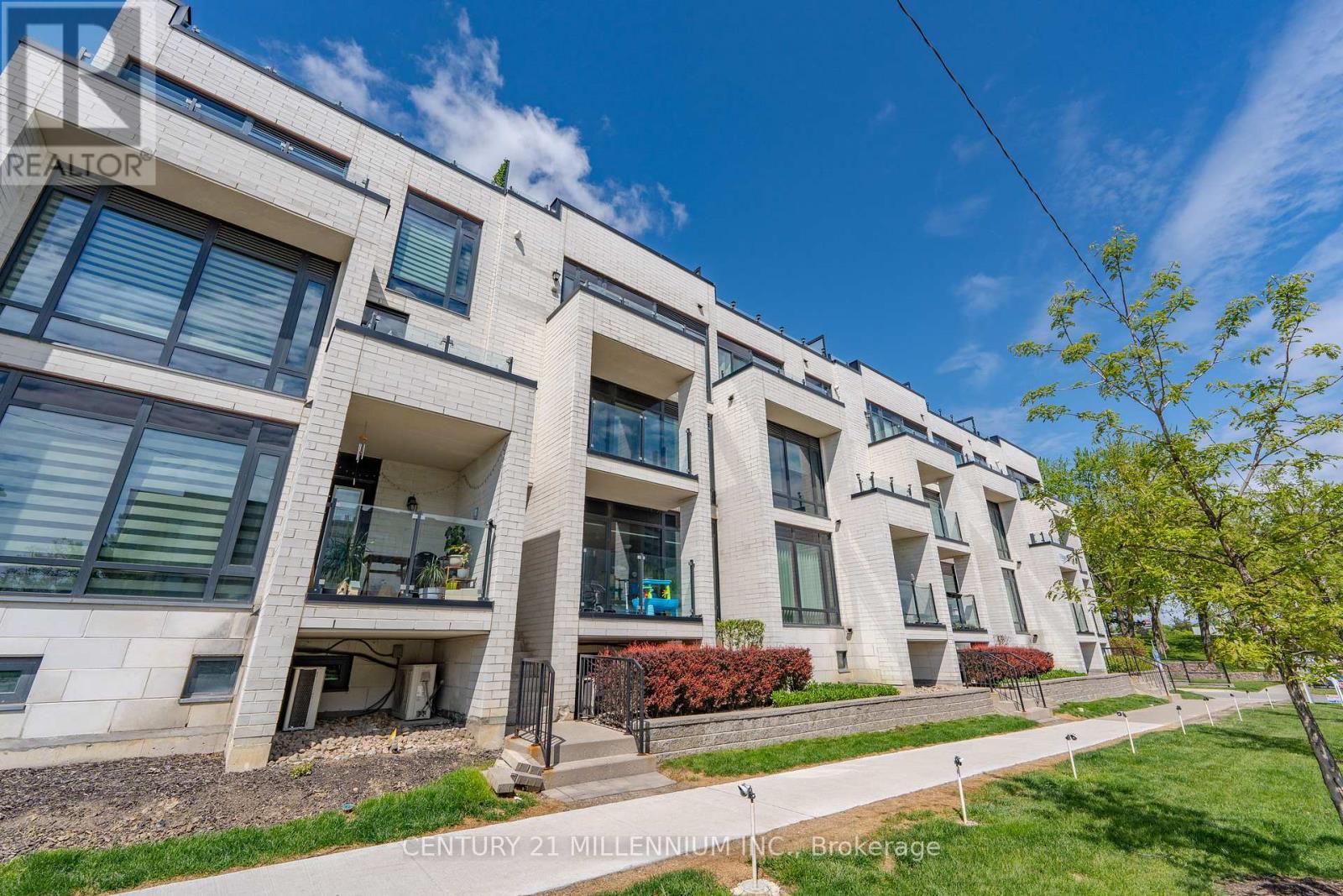 Property at 414 - 130 WIDDICOMBE HILL BOULEVARD image 2