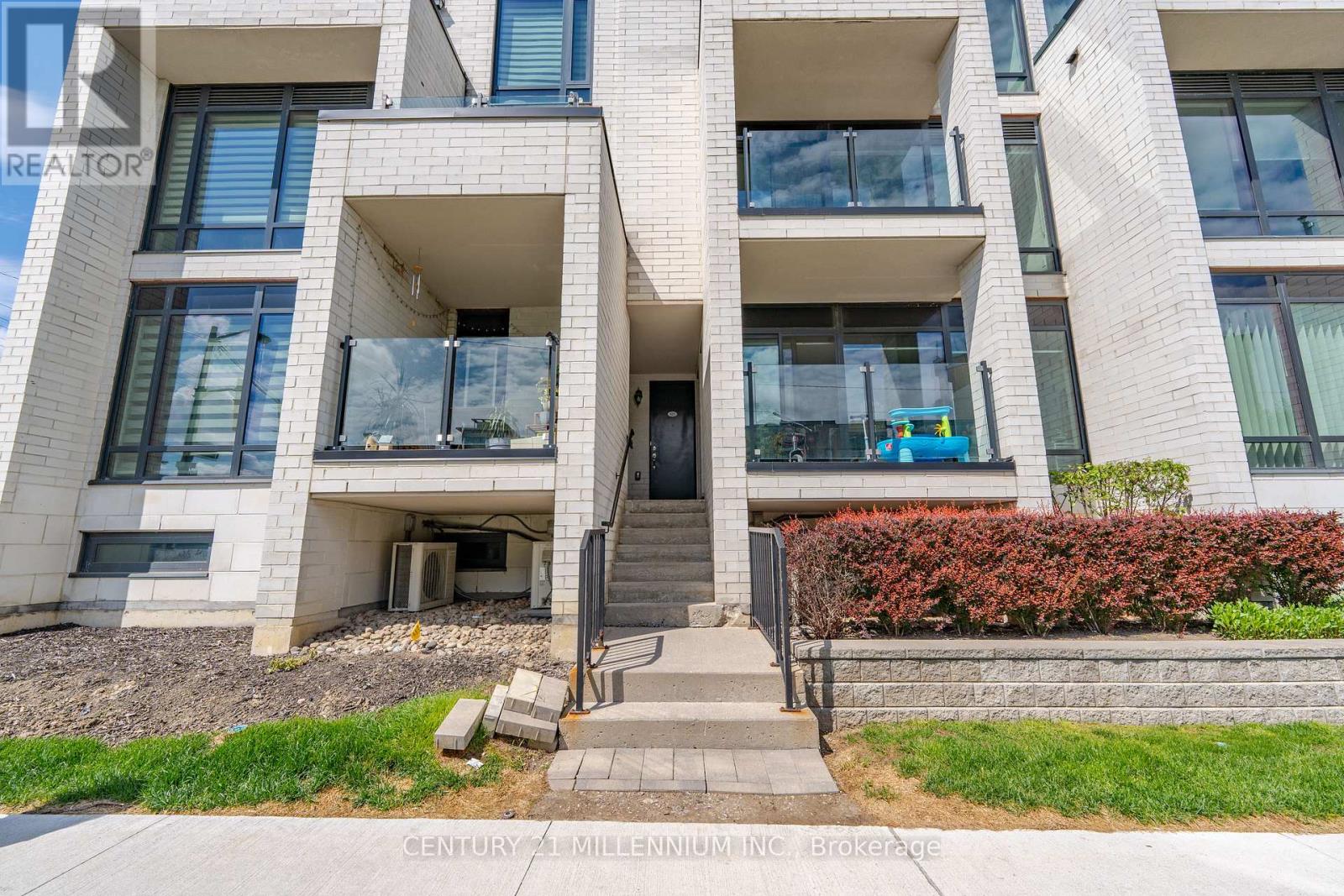 Property at 414 - 130 WIDDICOMBE HILL BOULEVARD image 3