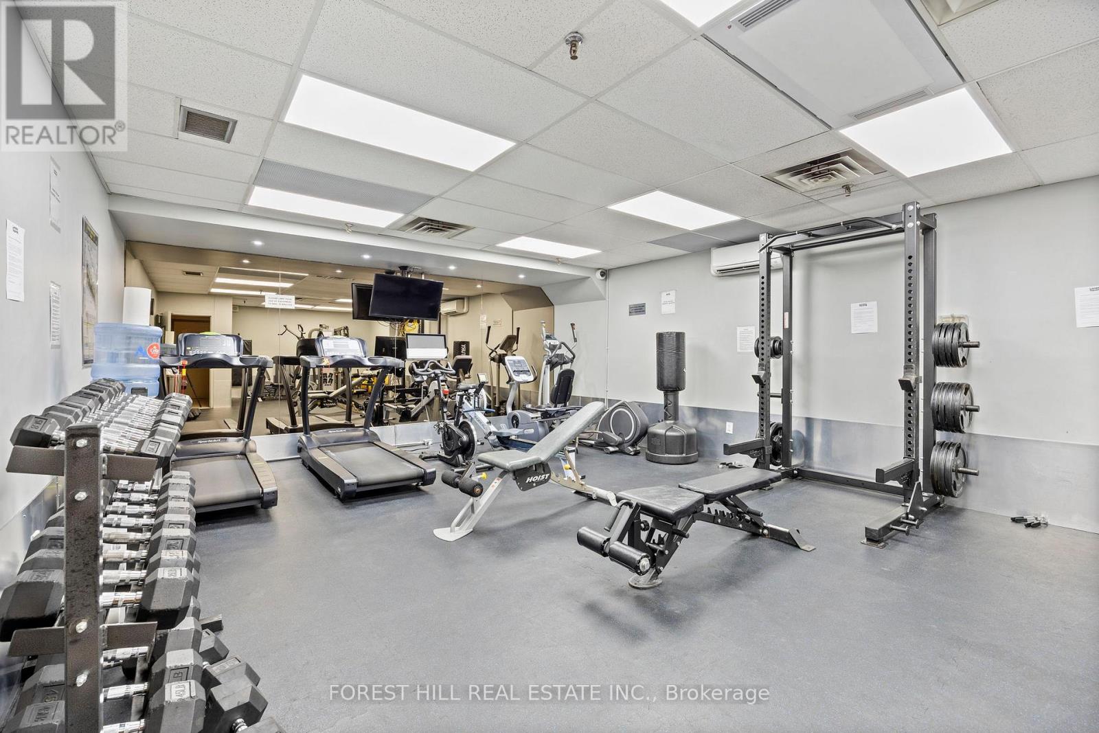 1701 - 270 Scarlett Road, Toronto, Ontario  M6N 4X7 - Photo 11 - W12186214