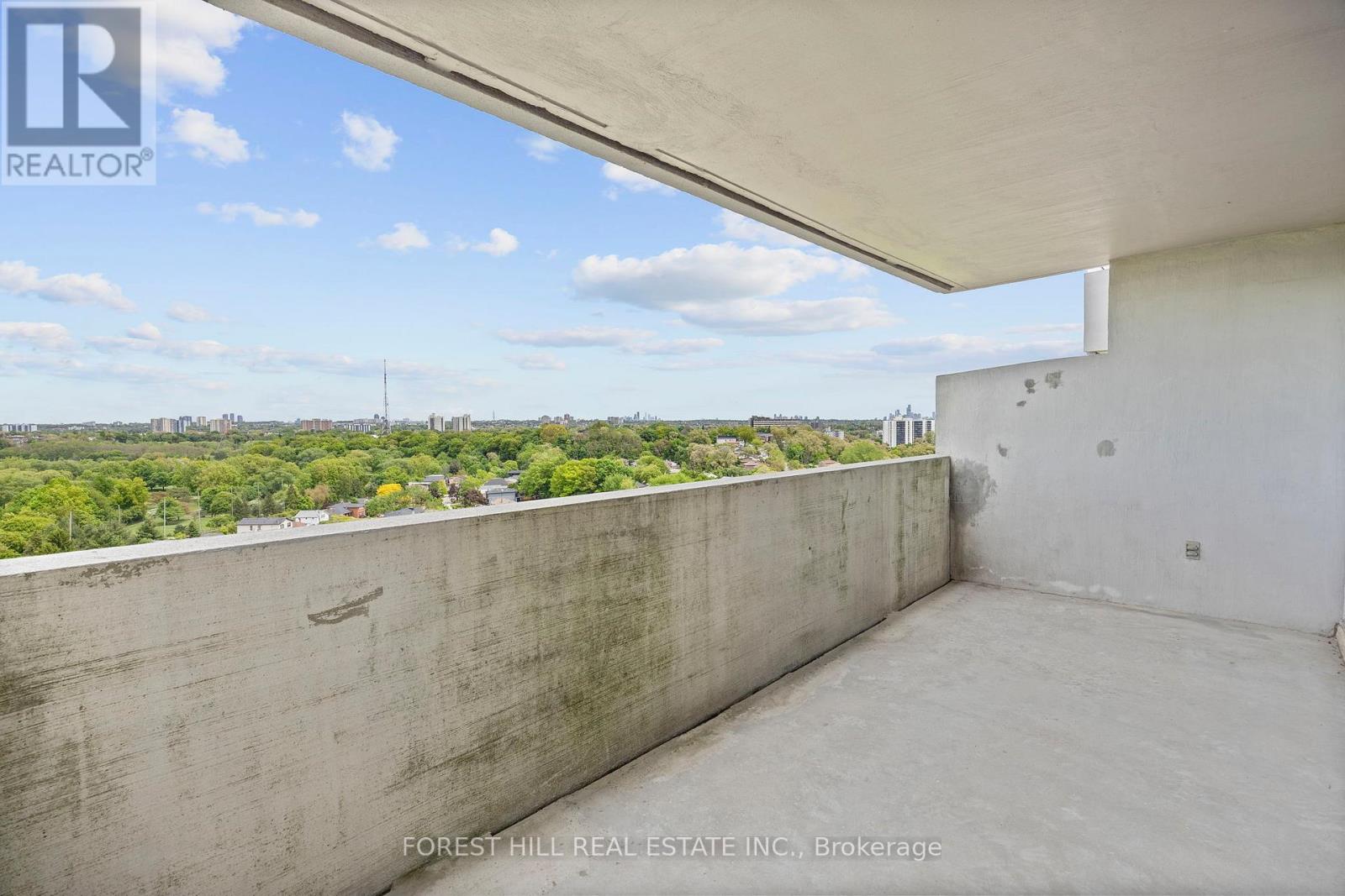 1701 - 270 Scarlett Road, Toronto, Ontario  M6N 4X7 - Photo 8 - W12186214