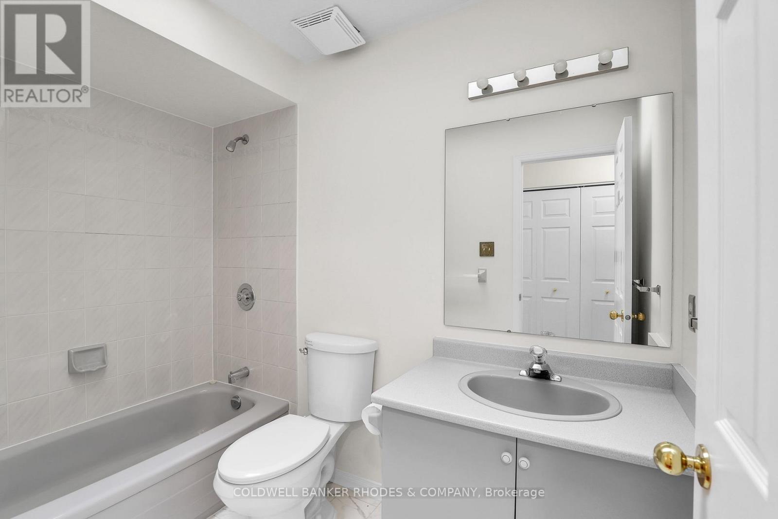 62 Beechfern Drive, Ottawa, Ontario  K2S 1E3 - Photo 26 - X12186239