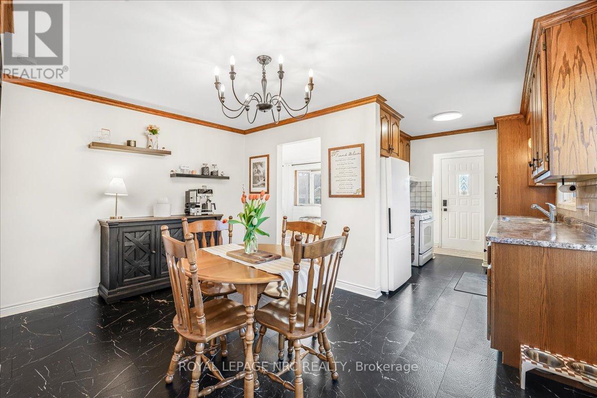 52 Northhaven Road, Welland, Ontario  L3C 1X1 - Photo 11 - X12186228
