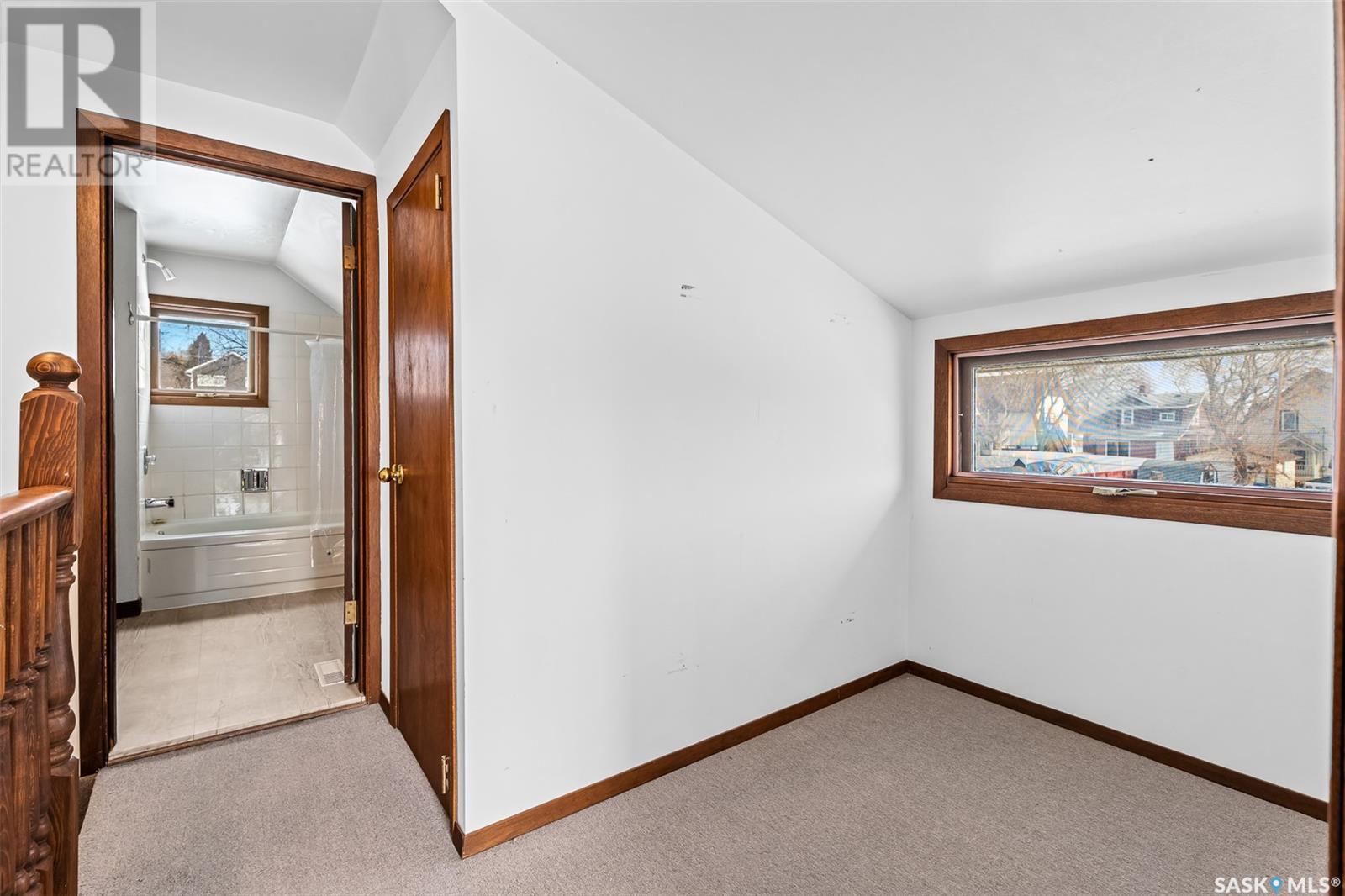 644 Hochelaga Street W, Moose Jaw, Saskatchewan  S6H 2H4 - Photo 39 - SK998361