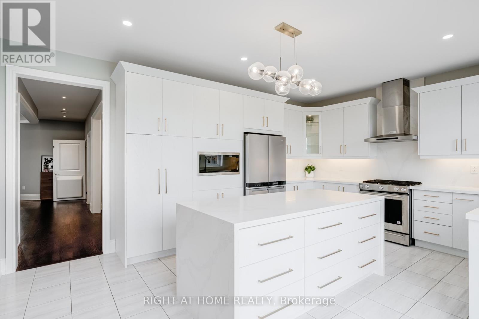 59 Garyscholl Road, Vaughan, Ontario  L4H 3R4 - Photo 14 - N12186235