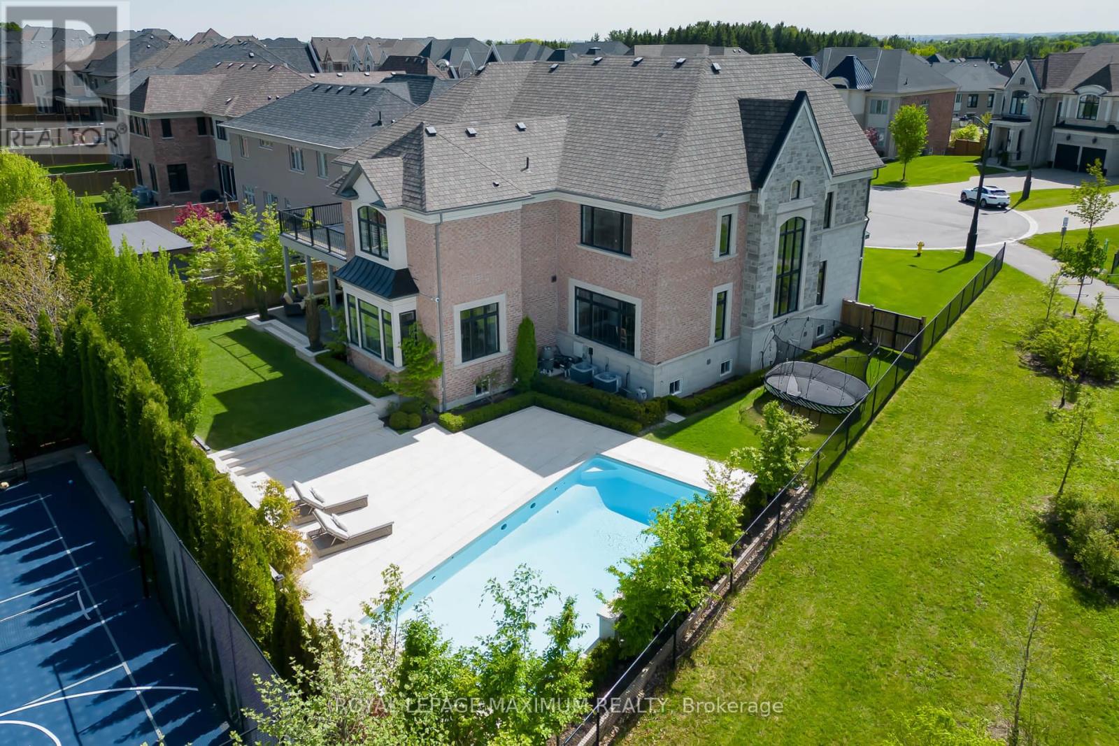 49 Mary Natasha Court, Vaughan, Ontario  L4H 4N6 - Photo 42 - N12186236