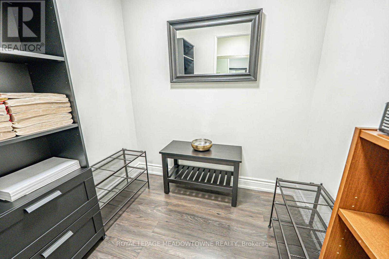 907 - 50 Elm Drive, Mississauga (Mississauga Valleys), Ontario  L5A 3X2 - Photo 32 - W12186218