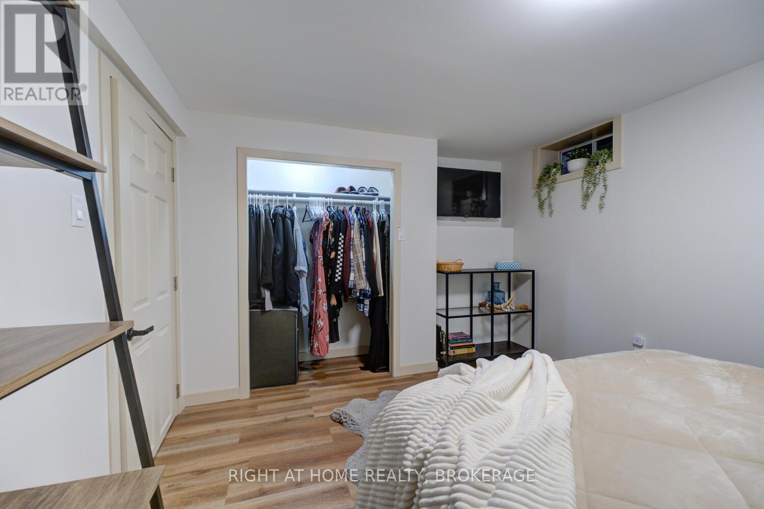 95 Silver Street, Brant, Ontario  N3L 1T8 - Photo 31 - X12186233