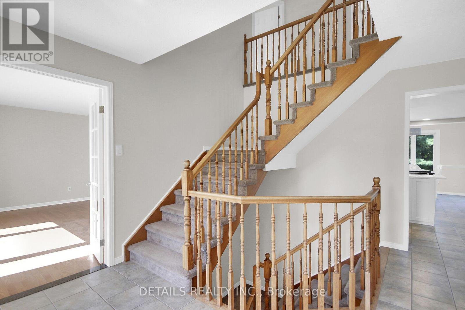 Property at 1362 CORNFIELD CRESCENT image 4