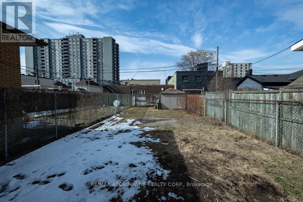 131 West Avenue N, Hamilton, Ontario  L8L 5C4 - Photo 23 - X12156943