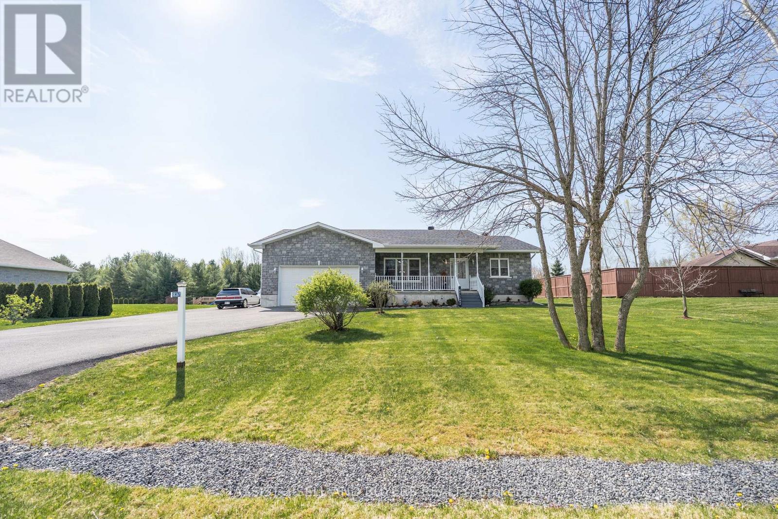 18267 Samuel Drive S, South Glengarry, Ontario  K6H 7J1 - Photo 45 - X12186255