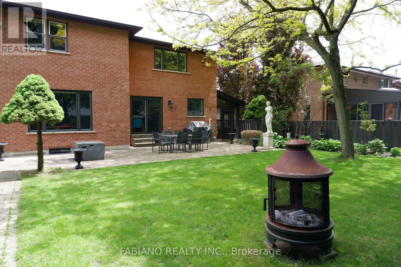 186 Wigwoss Drive, Vaughan, Ontario  L4L 4H2 - Photo 45 - N12114592