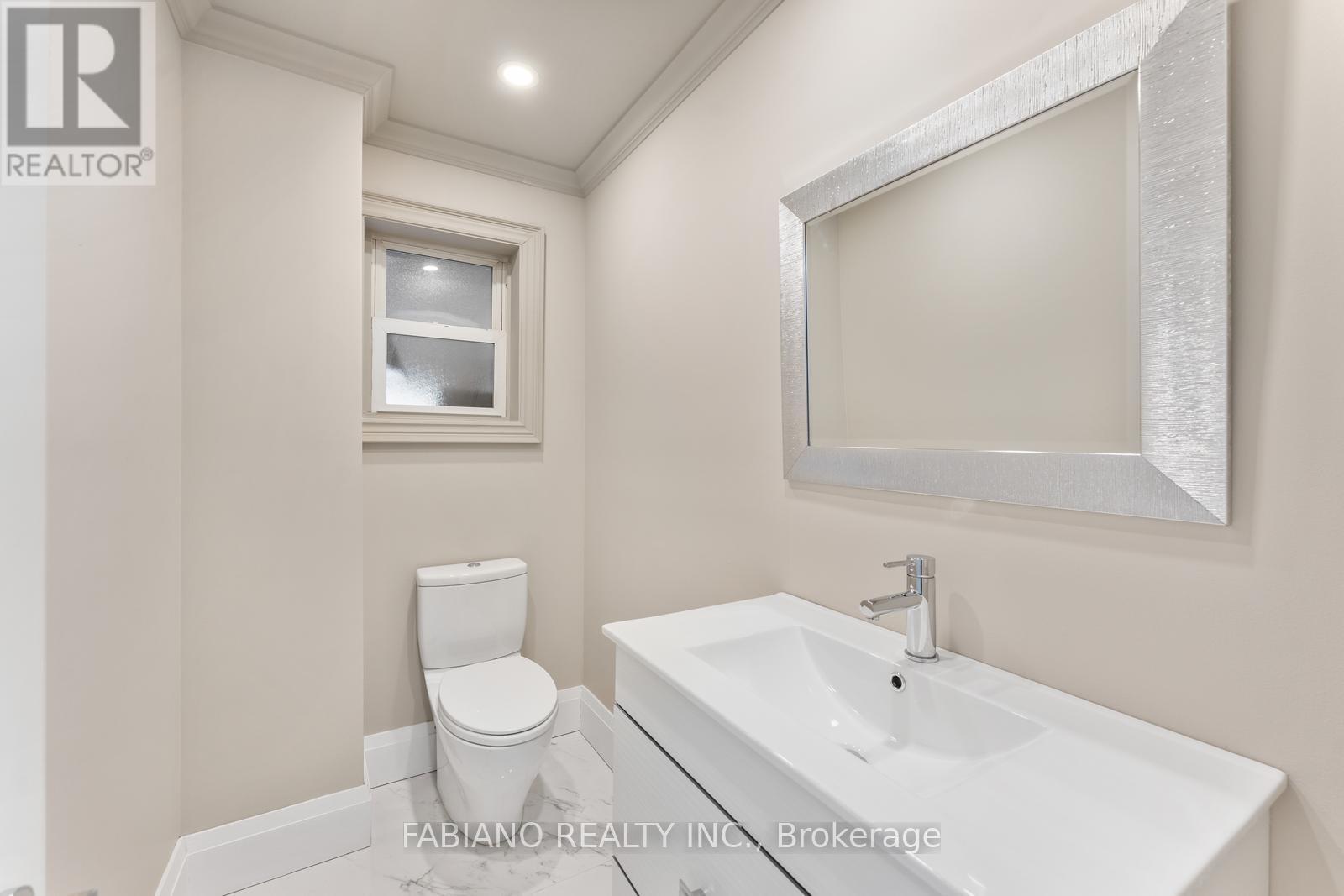 186 Wigwoss Drive, Vaughan, Ontario  L4L 4H2 - Photo 21 - N12114592