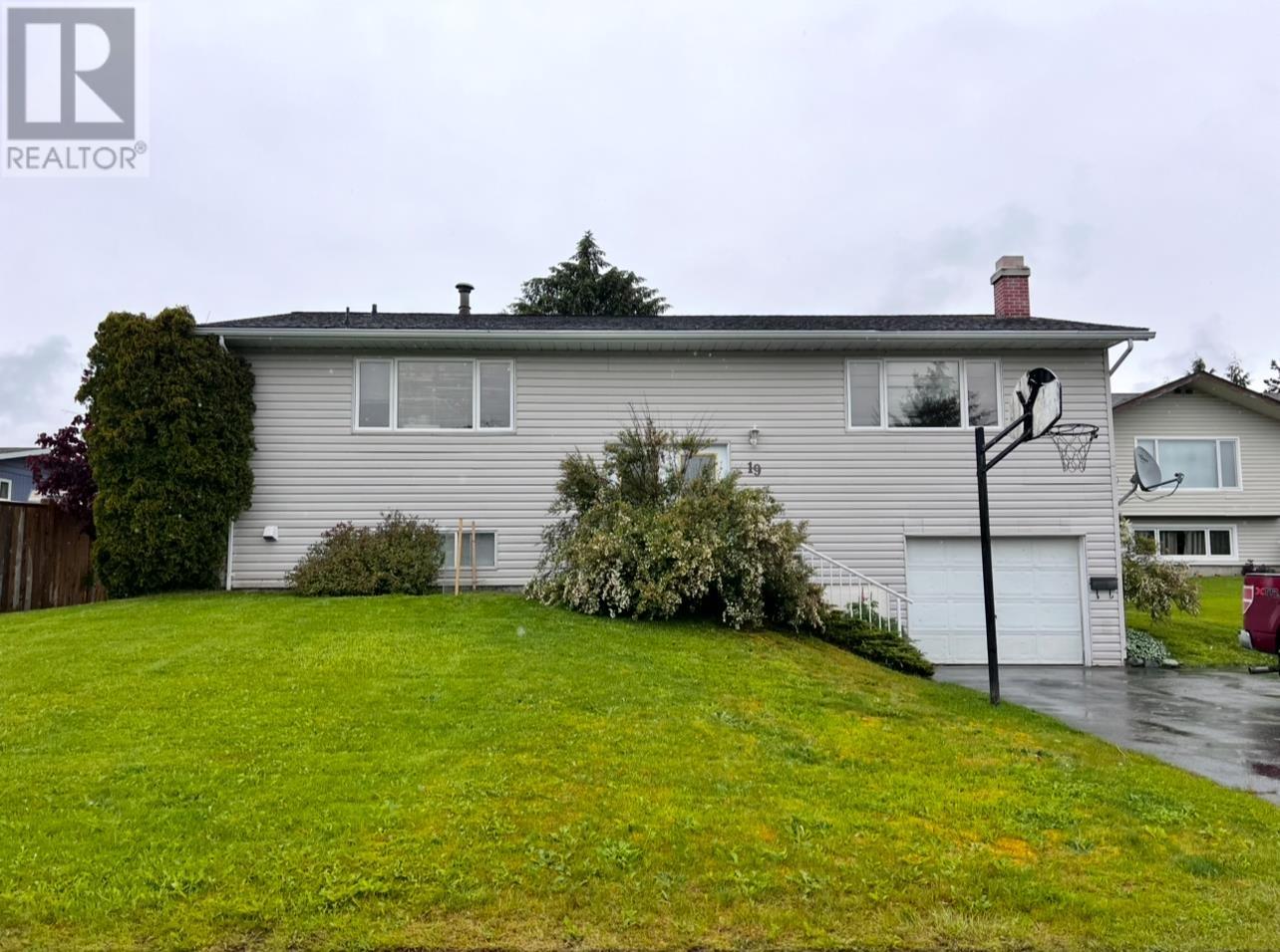 Property at 19 CARSWELL STREET image 1