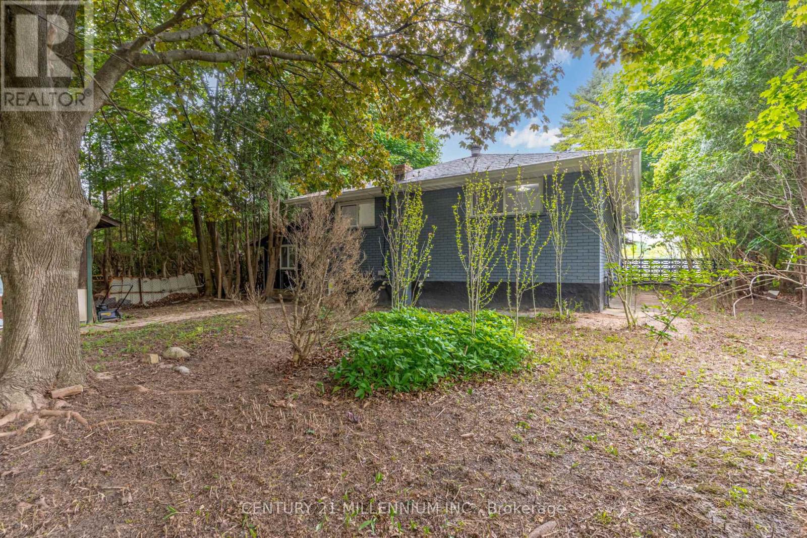74 Rifle Range Road, Hamilton (Ainslie Wood), Ontario  L8S 3B4 - Photo 42 - X12186265