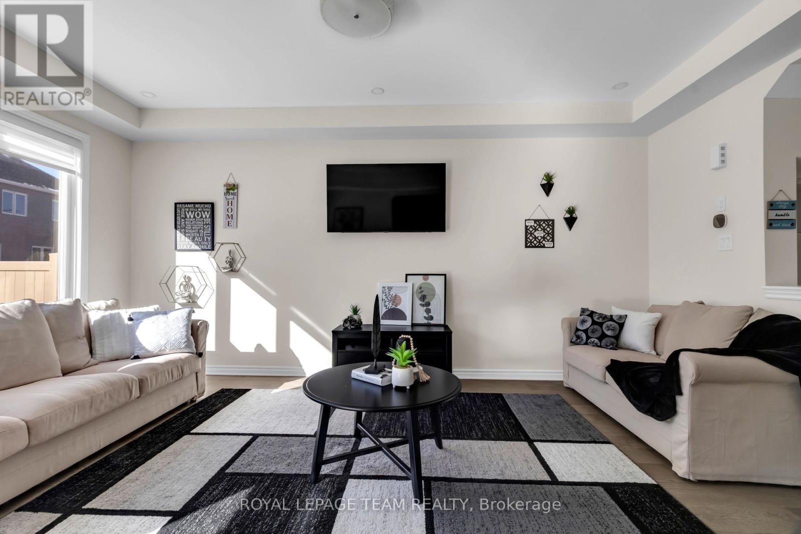 906 Nokomis Place, Ottawa, Ontario  K2J 6T2 - Photo 8 - X12186286