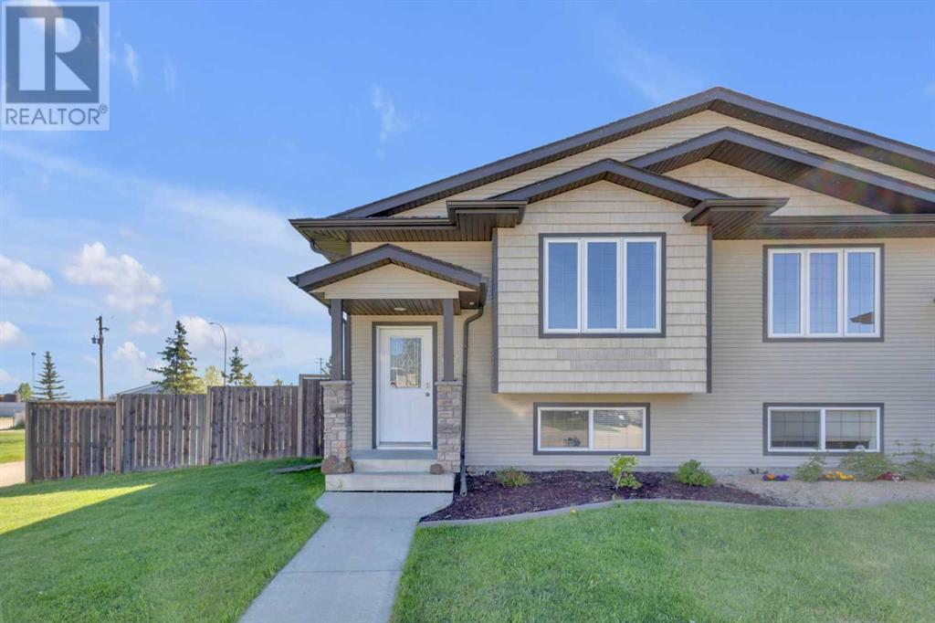 102 Iron Wolf Boulevard, Lacombe, Alberta  T4L 0C7 - Photo 3 - A2225857