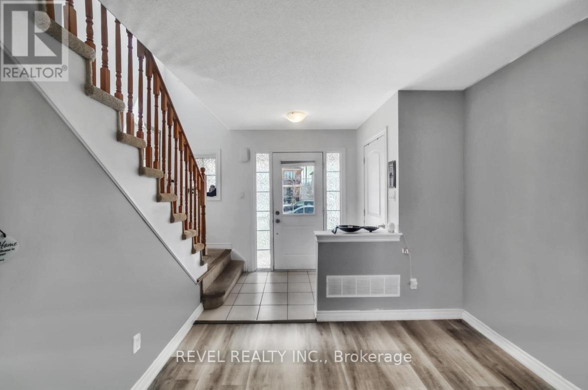 320 Moody Street, Southgate, Ontario  N0C 1B0 - Photo 2 - X12186274