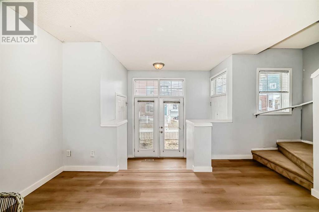 Property at 270 Mckenzie Towne Link SE image 4