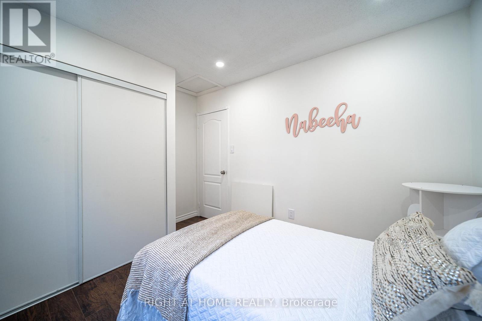 21 Mcbrien Court, Whitby, Ontario  L1R 2C8 - Photo 35 - E12105605