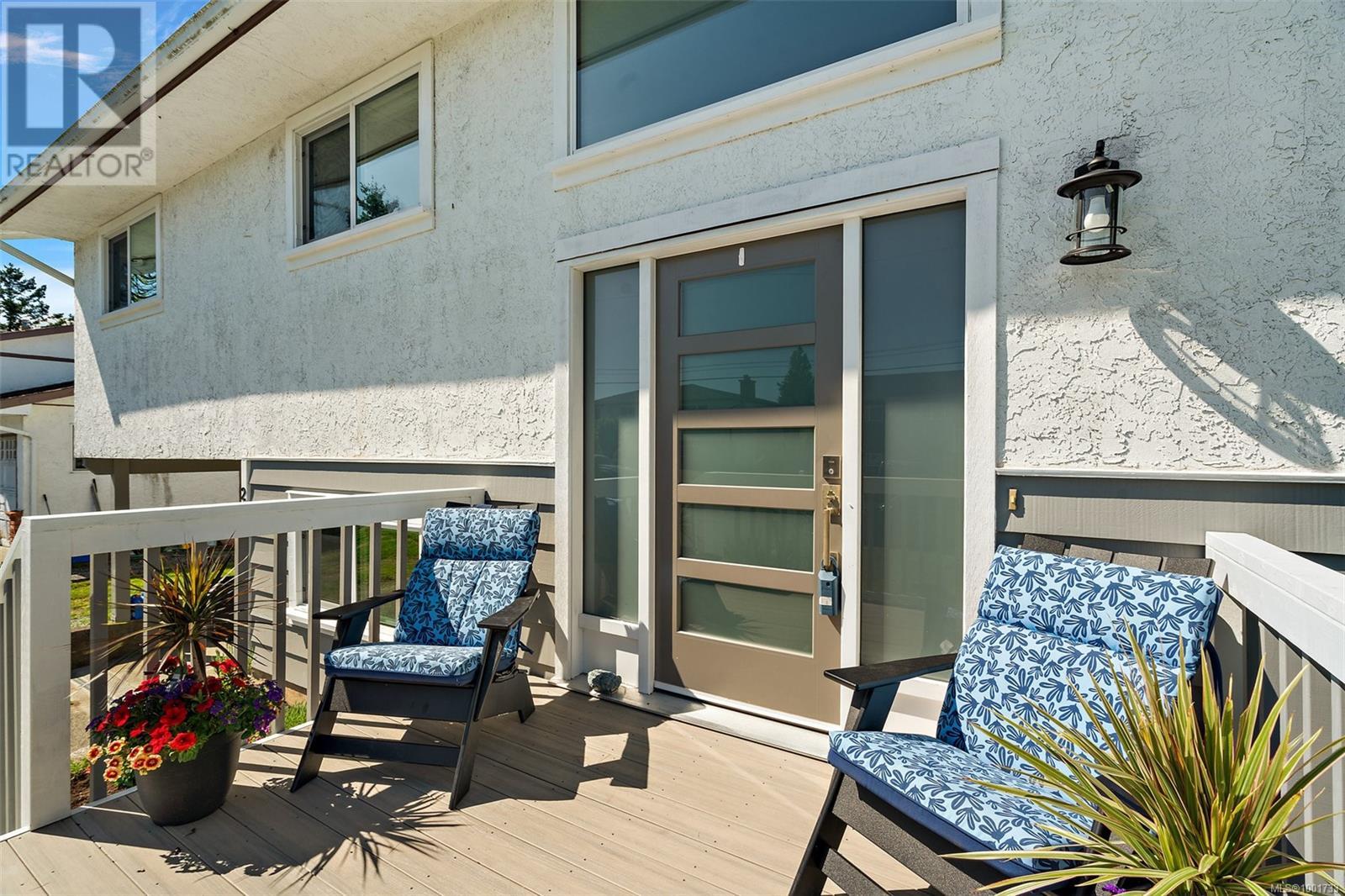 Property at 2128 Skylark Lane image 1