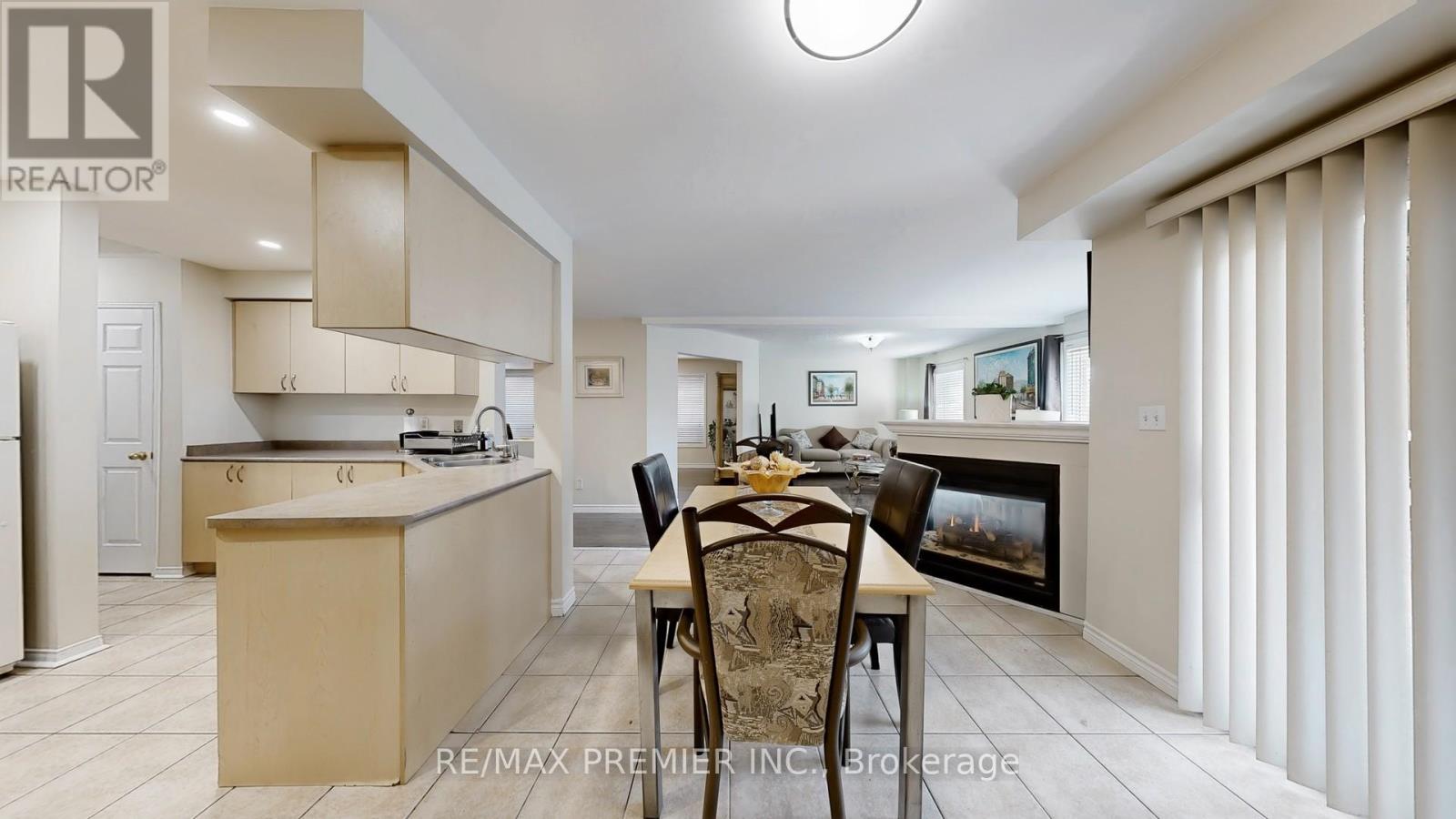 215 Drummond Drive, Vaughan, Ontario  L6A 3C1 - Photo 22 - N12184998