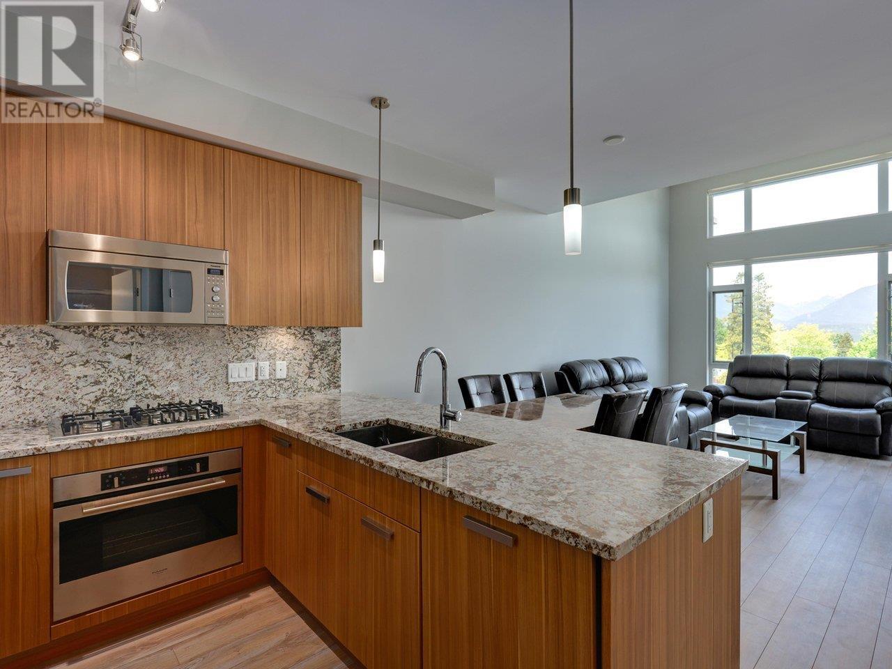 409 4307 Hastings Street, Burnaby, British Columbia  V5C 2J7 - Photo 5 - R3009179