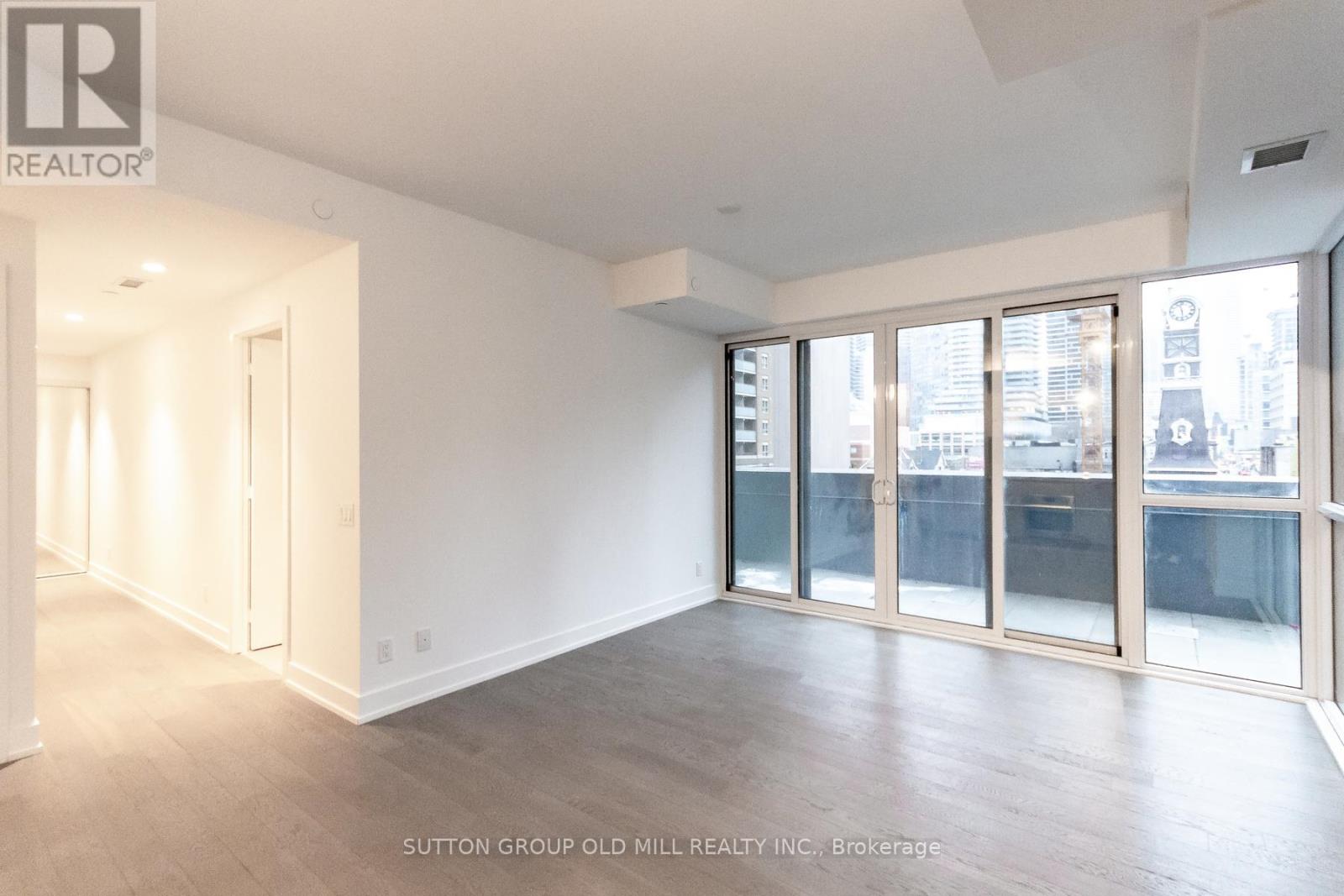 601 - 7 Grenville Street, Toronto, Ontario  M4Y 1A1 - Photo 3 - C12186301