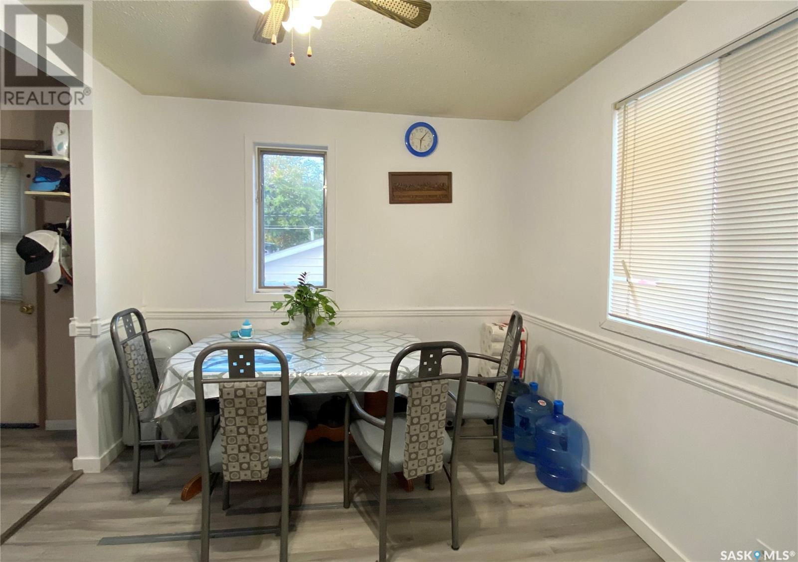 119 3rd Avenue Ne, Swift Current, Saskatchewan  S9H 2G4 - Photo 5 - SK007824
