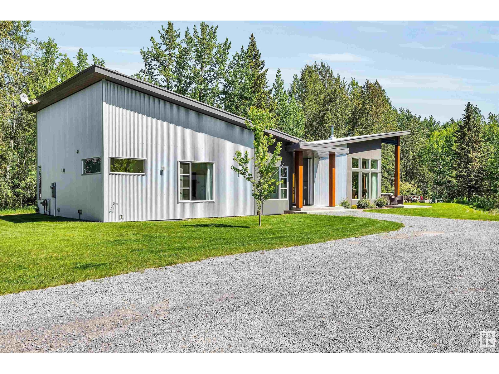 19 27019 Twp Rd 514, Rural Parkland County, Alberta  T7Y 1G6 - Photo 4 - E4439598