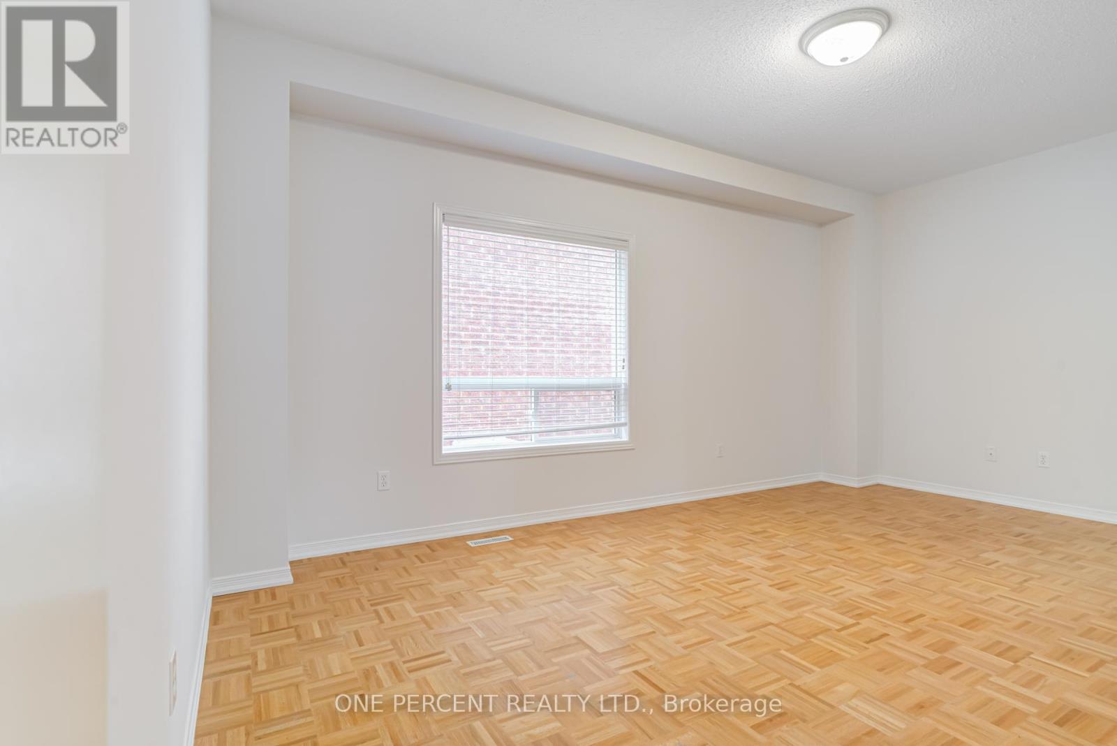 15 Marrone Street, Vaughan (Vellore Village), Ontario  L4H 2Z2 - Photo 8 - N12186317
