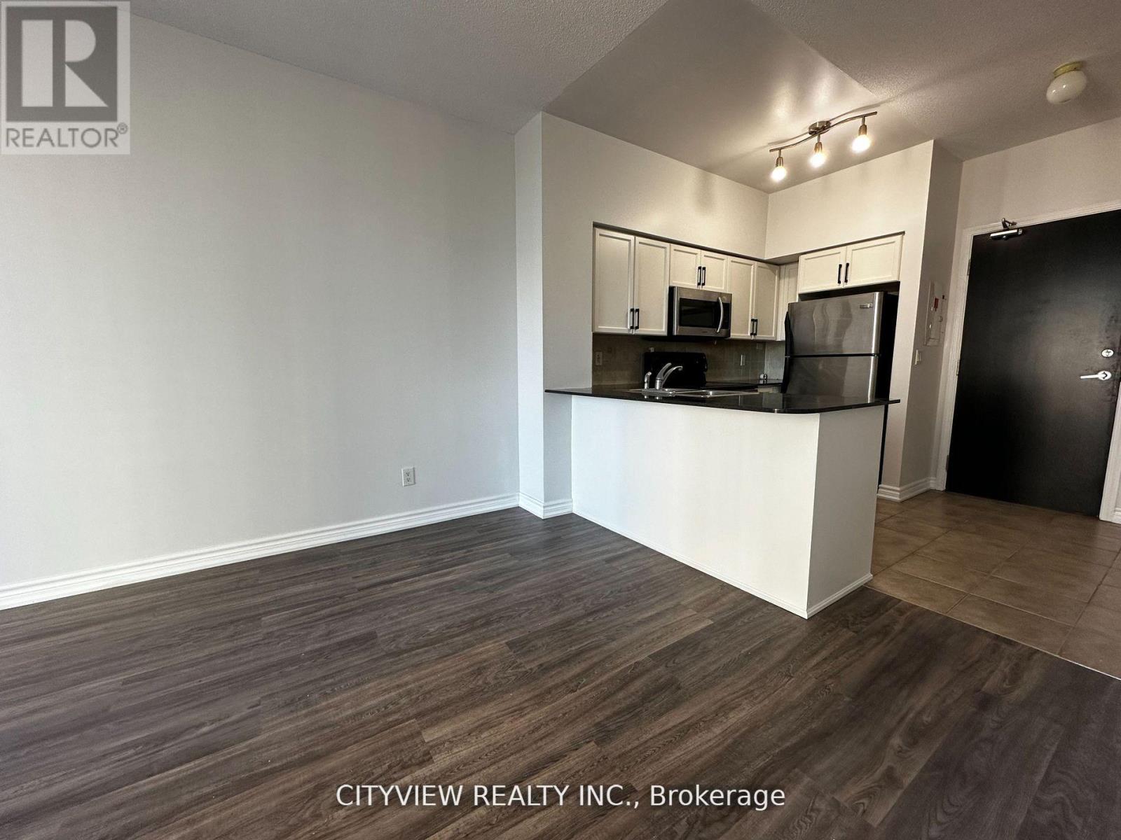 1805 - 388 Prince Of Wales Drive, Mississauga (City Centre), Ontario  L5B 0A1 - Photo 5 - W12186306