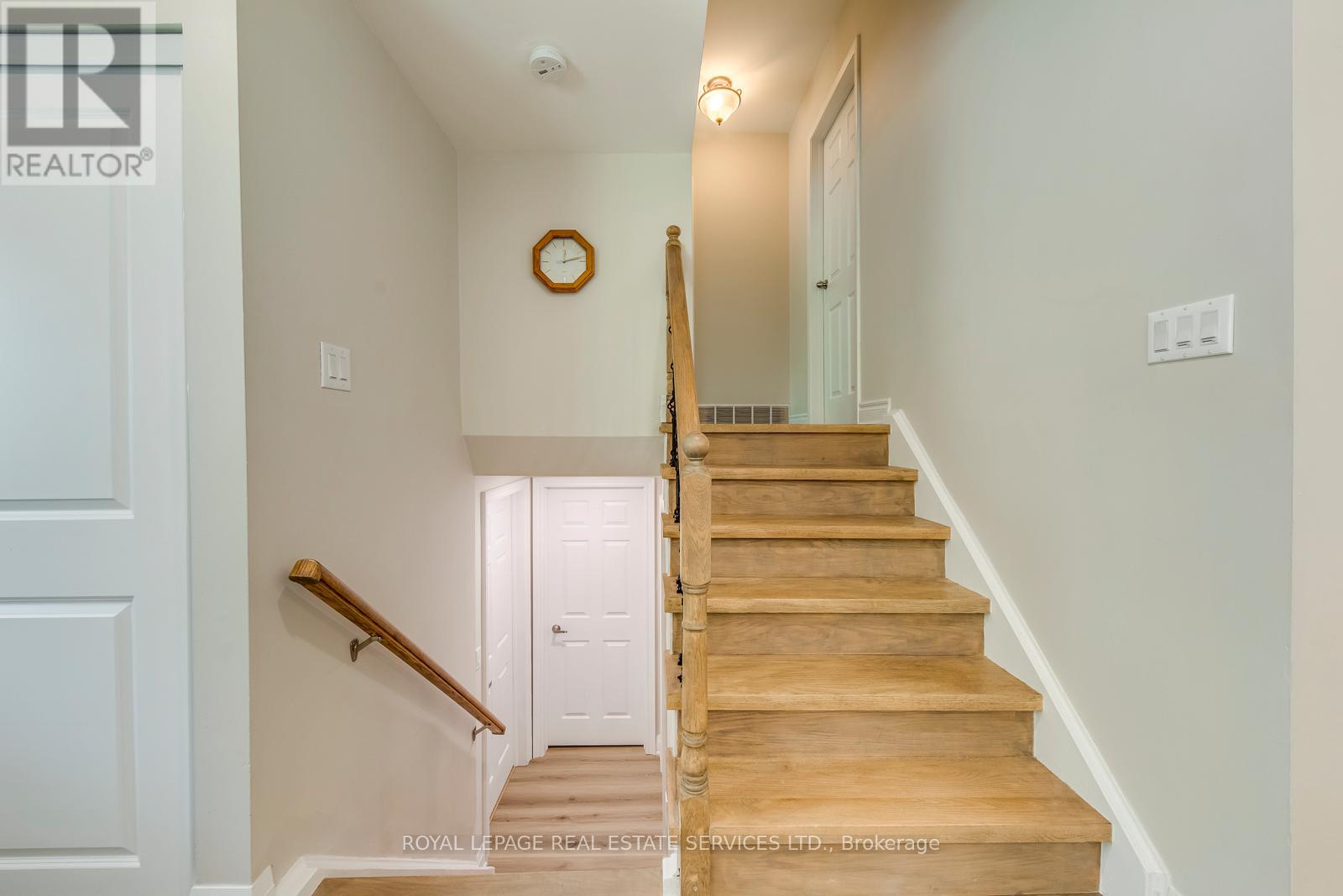 69 Culham Street, Oakville, Ontario  L6H 1G3 - Photo 19 - W12185295