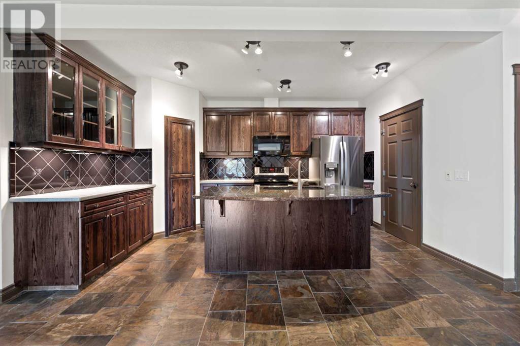 Property at 2108, 24 Hemlock Crescent SW image 3
