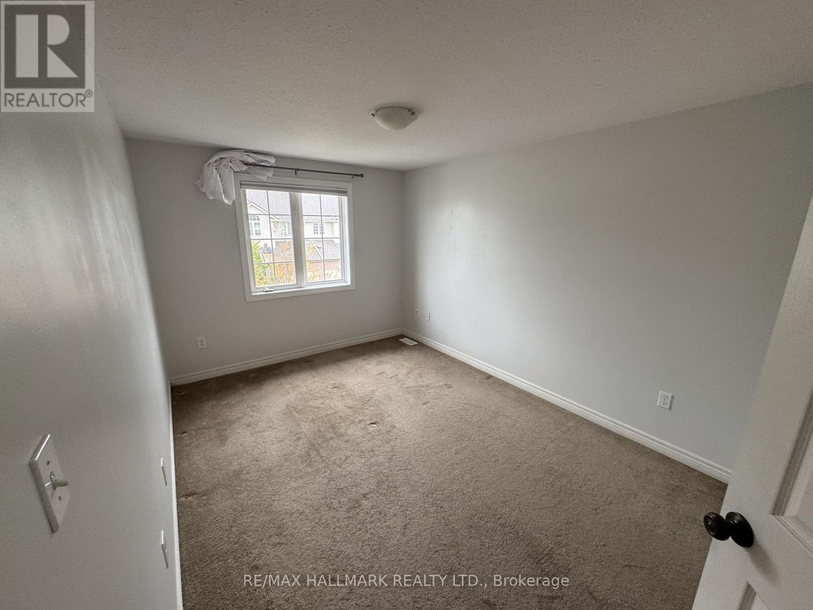 18 - 361 Arkell Road, Guelph, Ontario  N1L 1E5 - Photo 8 - X12184939