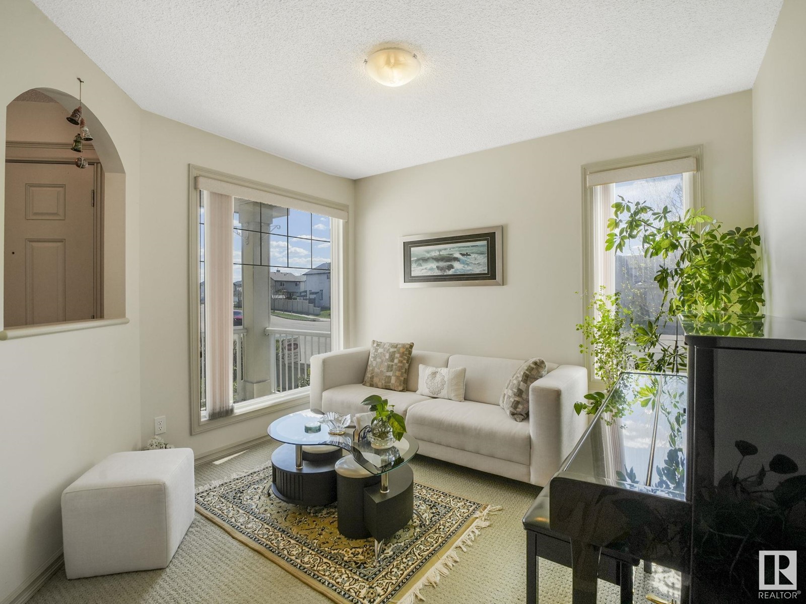 3304 23 St Nw, Edmonton, Alberta  T6T 0A7 - Photo 2 - E4435324