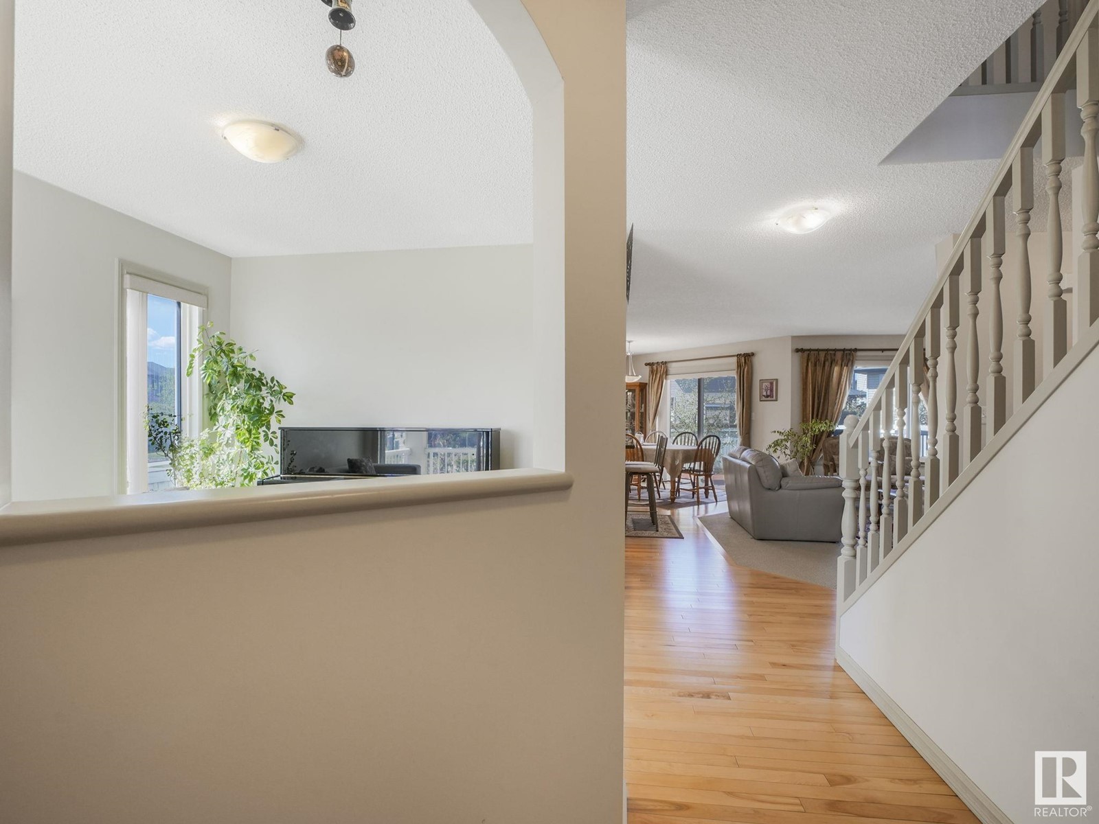 3304 23 St Nw, Edmonton, Alberta  T6T 0A7 - Photo 13 - E4435324