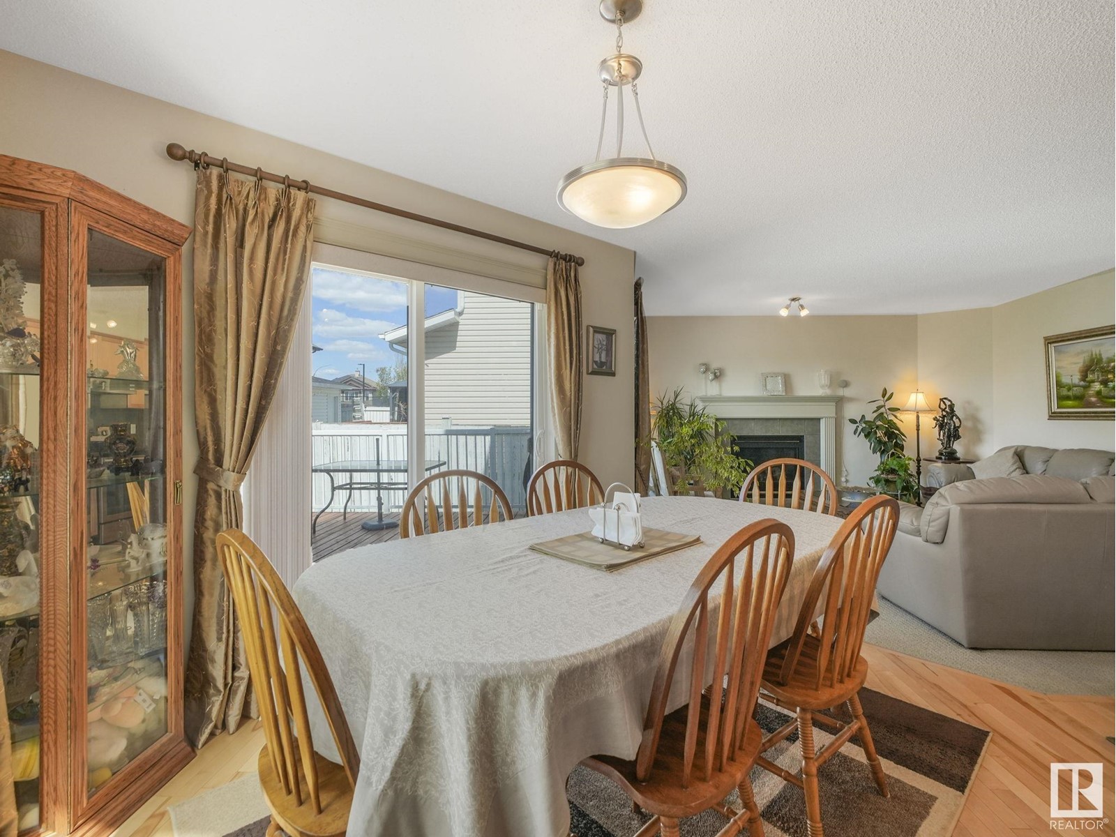 3304 23 St Nw, Edmonton, Alberta  T6T 0A7 - Photo 12 - E4435324