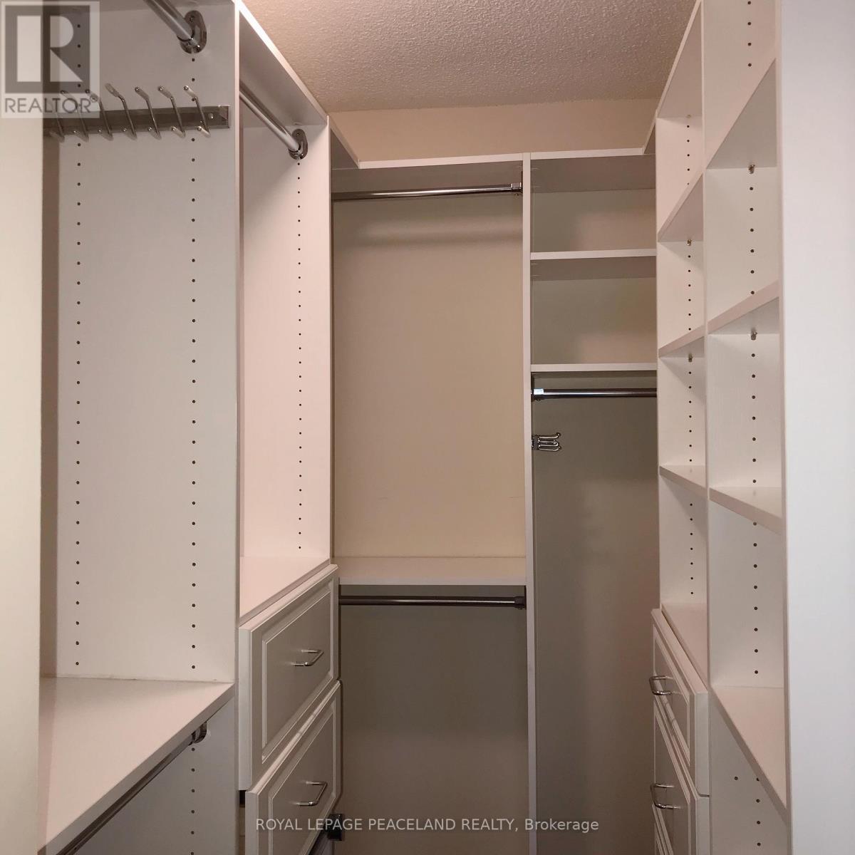 114 Grandview Way, Toronto, Ontario  M2N 6V2 - Photo 14 - C12186321
