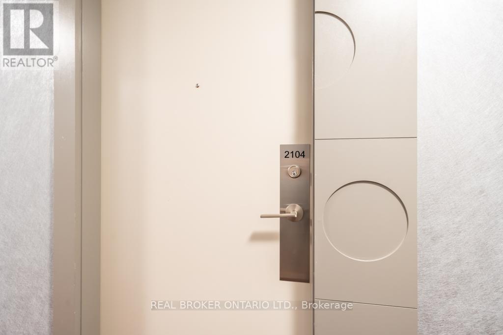 2104 - 30 Meadowglen Place, Toronto, Ontario  M1G 0A6 - Photo 2 - E12186327