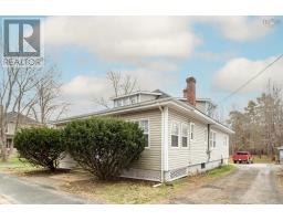 678 West Main Street, Kentville, Ca